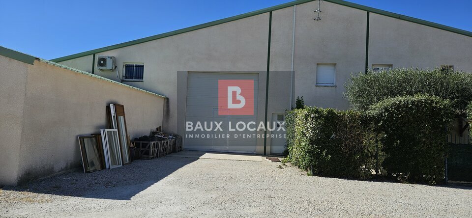 LOCAUX D'ACTIVITÉS - ENTREPÔTS à Louer